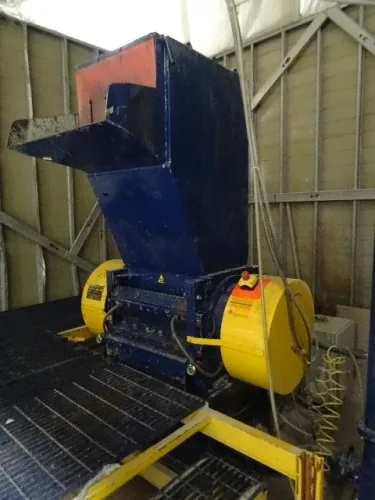 Photo #11 of PLASTIVAL, INC, A 160,000 SQ' MANUFACTURING PLANT FEATURING: LATE MODEL PLASTIC EXTRUSION LINES W/ ALL DOWNSTREAM EQUIPMENT/MOLDS FOR THE MANUFACTURE OF RAILING