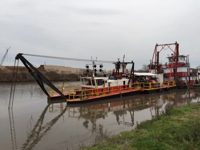 Photo #1 of BIG F MARINE: INLAND DREDGING FLEET, FEATURING: SUCTION DREDGE, PUSH-BOATS, CREW/TENDERS, SUPPORT BARGE & 50T CRANE