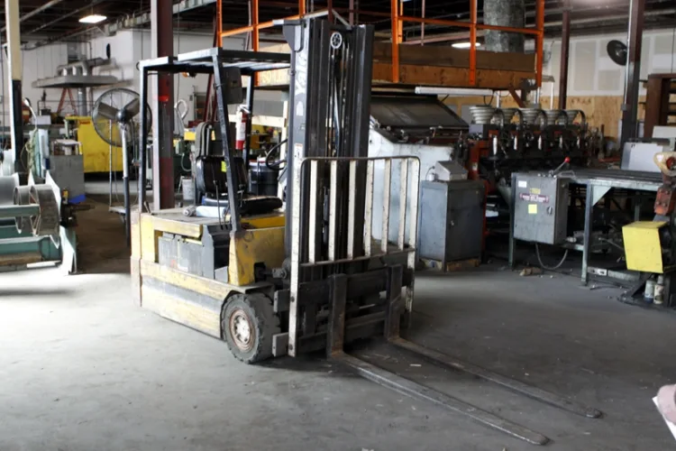 Photo #87 of FORMER IRS FORECLOSURE OF: TOTAL AIR SYSTEMS, LLC - HVAC SHEET METAL MANUFACTURING EQUIPMENT