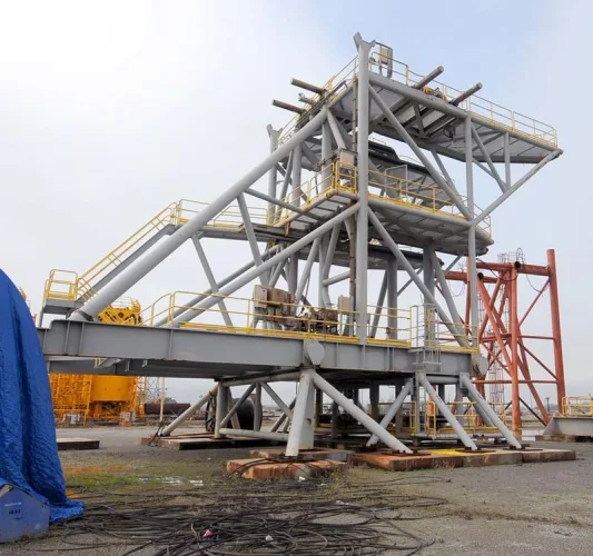 Photo #3 of MCDERMOTT INC.: FEATURING: RARE, HIGH QUALITY MARINE SERVICE EQUIPMENT; WINCHES; (2) RECONDITIONED AMERICAN 125 T. CRAWLER CRANES; PIPELINE SERVICE EQUIPMENT; FABRICATION & WELDING EQUIPMENT; ROLLING STOCK & MUCH MORE!