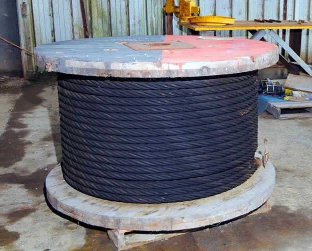 Photo #51 of MCDERMOTT INC.: FEATURING: RARE, HIGH QUALITY MARINE SERVICE EQUIPMENT; WINCHES; (2) RECONDITIONED AMERICAN 125 T. CRAWLER CRANES; PIPELINE SERVICE EQUIPMENT; FABRICATION & WELDING EQUIPMENT; ROLLING STOCK & MUCH MORE!