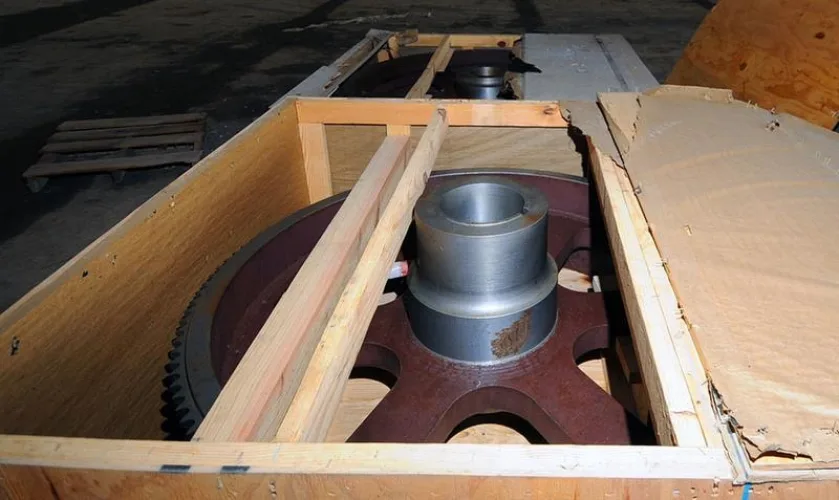 Photo #56 of MCDERMOTT INC.: FEATURING: RARE, HIGH QUALITY MARINE SERVICE EQUIPMENT; WINCHES; (2) RECONDITIONED AMERICAN 125 T. CRAWLER CRANES; PIPELINE SERVICE EQUIPMENT; FABRICATION & WELDING EQUIPMENT; ROLLING STOCK & MUCH MORE!