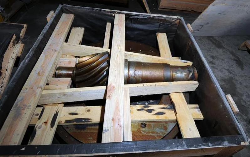 Photo #57 of MCDERMOTT INC.: FEATURING: RARE, HIGH QUALITY MARINE SERVICE EQUIPMENT; WINCHES; (2) RECONDITIONED AMERICAN 125 T. CRAWLER CRANES; PIPELINE SERVICE EQUIPMENT; FABRICATION & WELDING EQUIPMENT; ROLLING STOCK & MUCH MORE!
