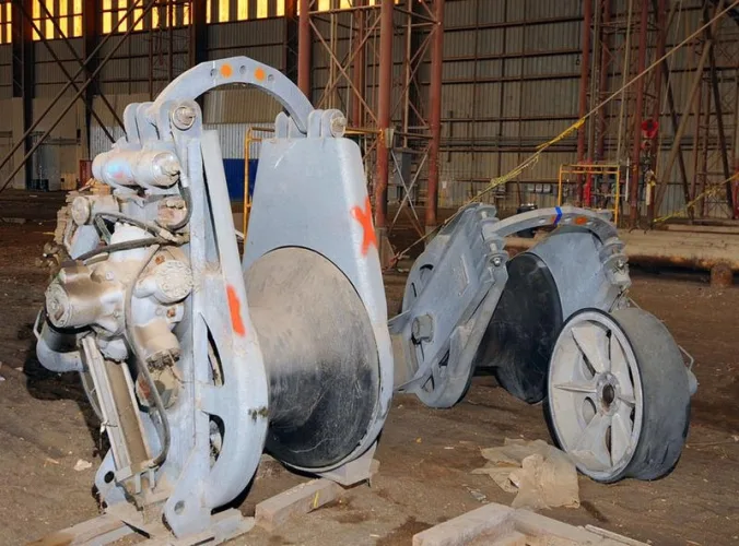 Photo #83 of MCDERMOTT INC.: FEATURING: RARE, HIGH QUALITY MARINE SERVICE EQUIPMENT; WINCHES; (2) RECONDITIONED AMERICAN 125 T. CRAWLER CRANES; PIPELINE SERVICE EQUIPMENT; FABRICATION & WELDING EQUIPMENT; ROLLING STOCK & MUCH MORE!
