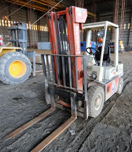 Photo #87 of MCDERMOTT INC.: FEATURING: RARE, HIGH QUALITY MARINE SERVICE EQUIPMENT; WINCHES; (2) RECONDITIONED AMERICAN 125 T. CRAWLER CRANES; PIPELINE SERVICE EQUIPMENT; FABRICATION & WELDING EQUIPMENT; ROLLING STOCK & MUCH MORE!