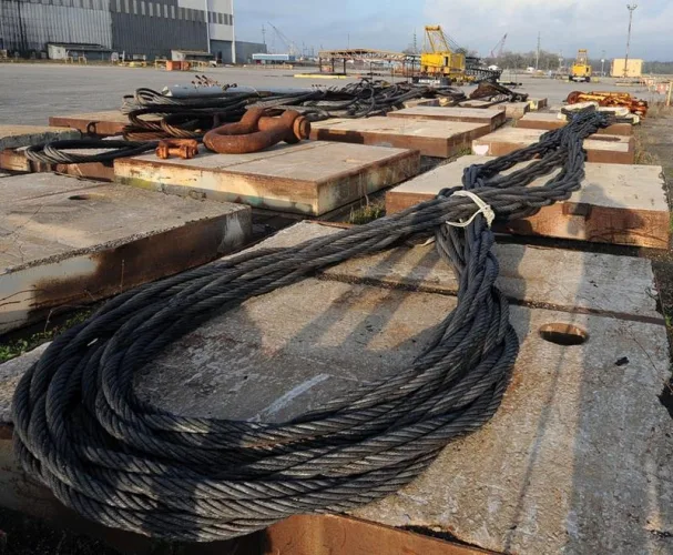 Photo #98 of MCDERMOTT INC.: FEATURING: RARE, HIGH QUALITY MARINE SERVICE EQUIPMENT; WINCHES; (2) RECONDITIONED AMERICAN 125 T. CRAWLER CRANES; PIPELINE SERVICE EQUIPMENT; FABRICATION & WELDING EQUIPMENT; ROLLING STOCK & MUCH MORE!