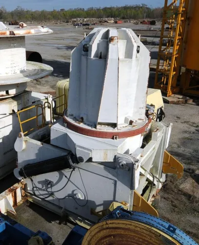 Photo #107 of MCDERMOTT INC.: FEATURING: RARE, HIGH QUALITY MARINE SERVICE EQUIPMENT; WINCHES; (2) RECONDITIONED AMERICAN 125 T. CRAWLER CRANES; PIPELINE SERVICE EQUIPMENT; FABRICATION & WELDING EQUIPMENT; ROLLING STOCK & MUCH MORE!
