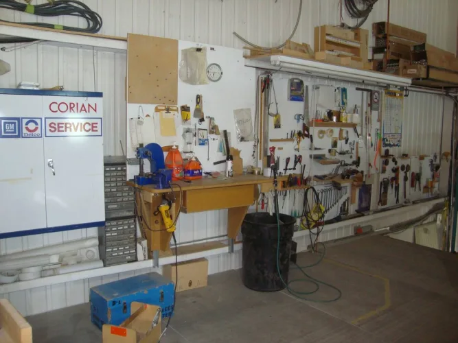 Photo #95 of HALO ART INC - LATE MODEL CUSTOM MADE CABINETRY, MILLWORK SHOP & WOODWORKING MACHINERY