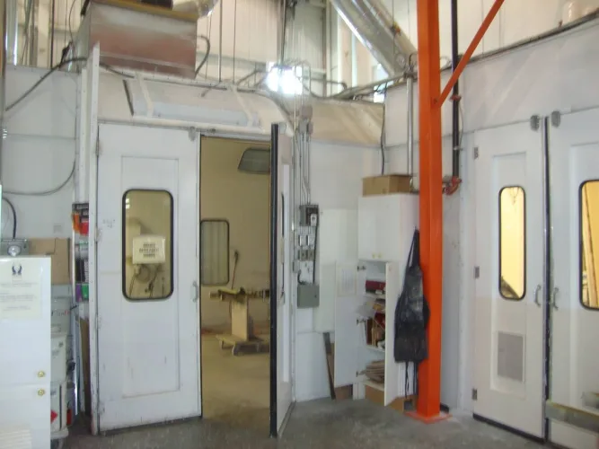 Photo #117 of HALO ART INC - LATE MODEL CUSTOM MADE CABINETRY, MILLWORK SHOP & WOODWORKING MACHINERY