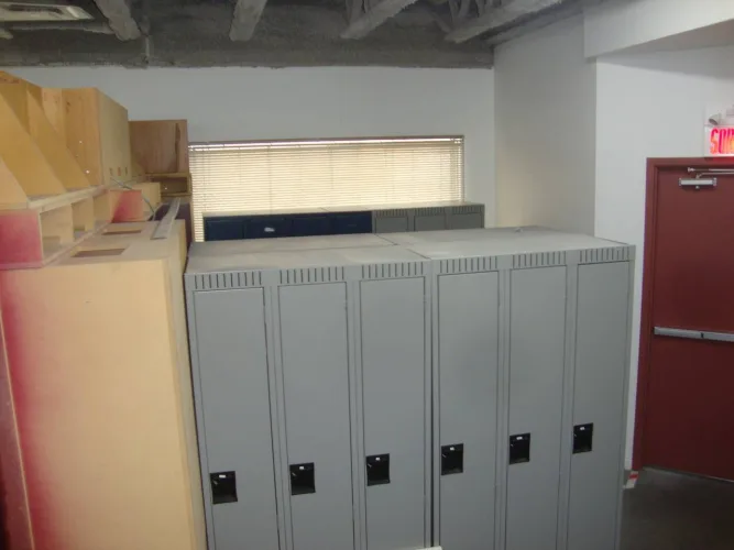 Photo #139 of HALO ART INC - LATE MODEL CUSTOM MADE CABINETRY, MILLWORK SHOP & WOODWORKING MACHINERY