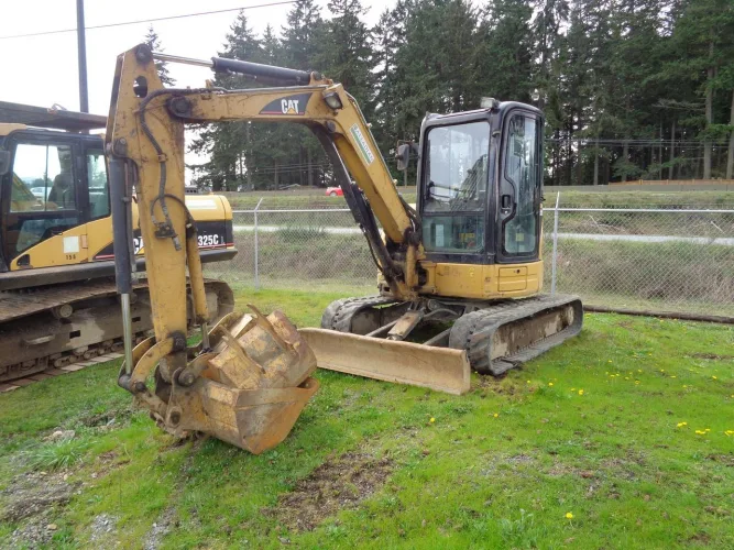 Photo #39 of PALLADIAN DEVELOPMENTS INC - LATE MODEL CONSTRUCTION EQUIPMENT & MACHINERY