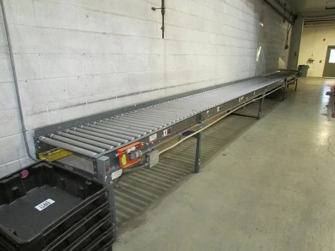 Photo #15 of CLARKS AMERICAS INC. - VERY CLEAN 300,000 SF WAREHOUSING & DISTRIBUTION CENTER