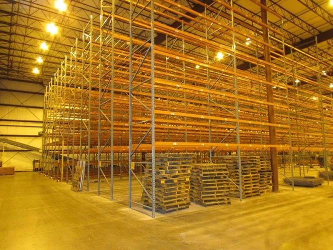 Photo #23 of CLARKS AMERICAS INC. - VERY CLEAN 300,000 SF WAREHOUSING & DISTRIBUTION CENTER