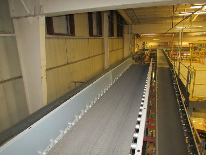 Photo #40 of CLARKS AMERICAS INC. - VERY CLEAN 300,000 SF WAREHOUSING & DISTRIBUTION CENTER