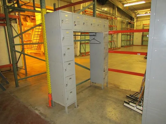 Photo #41 of CLARKS AMERICAS INC. - VERY CLEAN 300,000 SF WAREHOUSING & DISTRIBUTION CENTER