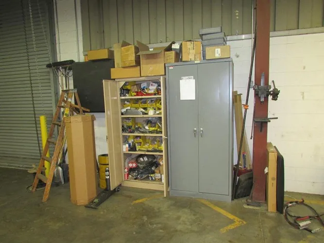 Photo #50 of CLARKS AMERICAS INC. - VERY CLEAN 300,000 SF WAREHOUSING & DISTRIBUTION CENTER