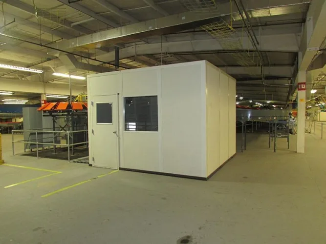 Photo #88 of CLARKS AMERICAS INC. - VERY CLEAN 300,000 SF WAREHOUSING & DISTRIBUTION CENTER