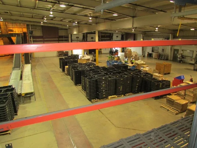 Photo #90 of CLARKS AMERICAS INC. - VERY CLEAN 300,000 SF WAREHOUSING & DISTRIBUTION CENTER