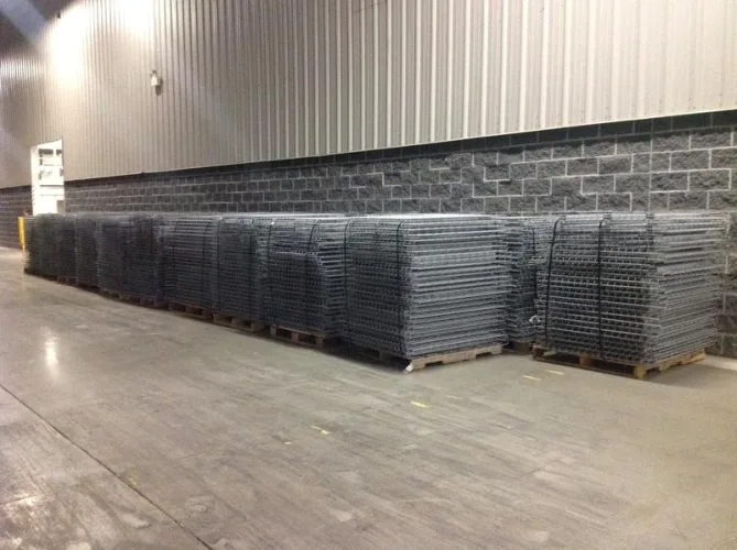 Photo #4 of CLARKS AMERICA, INC.: VERY CLEAN 300,000 SF DISTRIBUTION CENTER