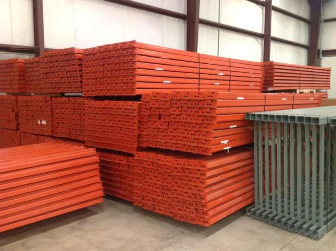 Photo #5 of CLARKS AMERICA, INC.: VERY CLEAN 300,000 SF DISTRIBUTION CENTER