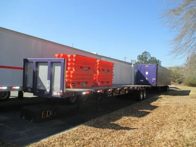 Photo #6 of 2-DAY ONLINE AUCTION, DAY 1:  ENTERTAINMENT DESIGN GROUP, INC., FEATURING: TRUCKS, TRAILERS, FORKLIFTS, METAL WORKING EQUIPMENT, WELDERS, MACHINE TOOLS PAINT BOOTHS & MORE