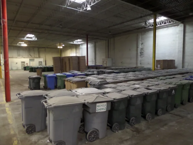 Photo #62 of ASSETS FORMERLY OF INTERNATIONAL PAPER COMPANY, FEATURING: 2006 MACPRESSE BALER, ALLEGHENY-WAGNER PAPER SHREDDER, (2) INTERNATIONAL TRACTORS, (19) OVER THE ROAD TRAILERS - STOUGHTON, GREAT DANE, WABASH & FREUHAUF, 100's OF BINS/DUMPSTERS & MUCH MORE