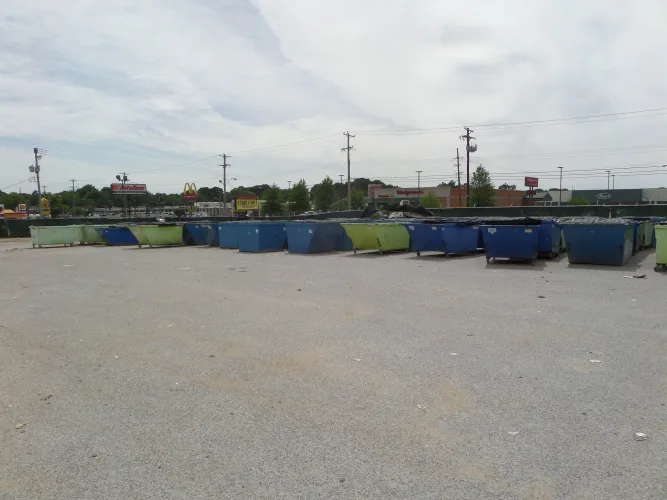 Photo #64 of ASSETS FORMERLY OF INTERNATIONAL PAPER COMPANY, FEATURING: 2006 MACPRESSE BALER, ALLEGHENY-WAGNER PAPER SHREDDER, (2) INTERNATIONAL TRACTORS, (19) OVER THE ROAD TRAILERS - STOUGHTON, GREAT DANE, WABASH & FREUHAUF, 100's OF BINS/DUMPSTERS & MUCH MORE
