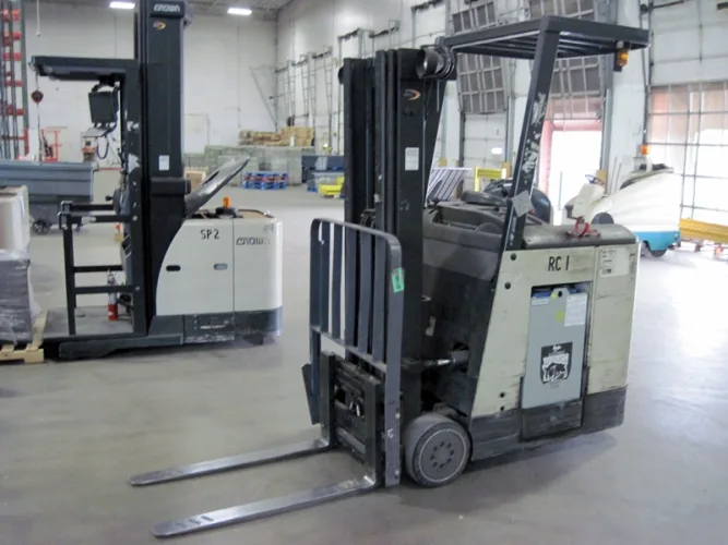 Photo #25 of SHORT NOTICE 2-DAY ONLINE AUCTION: FORMER OFFICE DEPOT DISTRIBUTION CENTER, FEATURING: INTERLAKE PALLET RACKING, SHELVING, CROWN FORKLIFTS, ELECTRIC PALLET JACKS, (4) BATTERY CHARGERS, (2) COMPACTORS & MORE