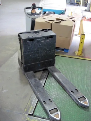 Photo #27 of SHORT NOTICE 2-DAY ONLINE AUCTION: FORMER OFFICE DEPOT DISTRIBUTION CENTER, FEATURING: INTERLAKE PALLET RACKING, SHELVING, CROWN FORKLIFTS, ELECTRIC PALLET JACKS, (4) BATTERY CHARGERS, (2) COMPACTORS & MORE