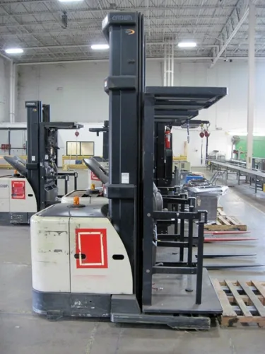 Photo #28 of SHORT NOTICE 2-DAY ONLINE AUCTION: FORMER OFFICE DEPOT DISTRIBUTION CENTER, FEATURING: INTERLAKE PALLET RACKING, SHELVING, CROWN FORKLIFTS, ELECTRIC PALLET JACKS, (4) BATTERY CHARGERS, (2) COMPACTORS & MORE