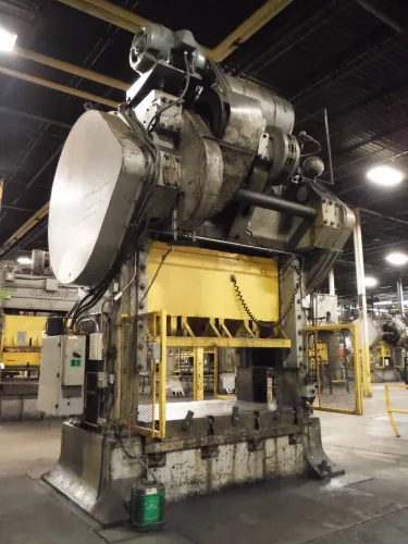 Photo #4 of ELECTROLUX CANADA CORP: STAMPING & FABRICATION EQUIPMENT FROM A LARGE APPLIANCE MANUFACTURER