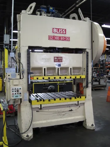 Photo #20 of ASSETS FORMERLY OF RUBBERMAID COMMERCIAL PRODUCTS, LLC, INCLUDING - NORDSON POWDER COAT PAINT SYSTEMS, DURMA PRESS BRAKE, BLISS PRESS LINES, NIAGARA SHEARS, TOOLROOM EQUIPMENT, WELDERS & MUCH MORE.