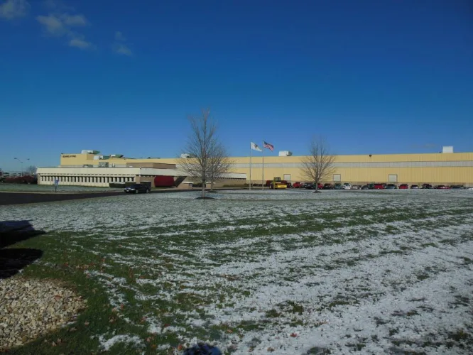Photo #3 of REAL ESTATE FORMERLY OF BOMAG AMERICAS, INC.  236,500 SQUARE FOOT INDUSTRIAL MANUFACTURING FACILITY