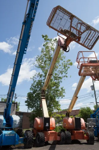 Photo #20 of 2-DAY AUCTION OF LOCATIONS D'OUTILS MATTE INC, LATE MODEL CONSTRUCTION EQUIPMENT FEATURING: (8) ARTICULATED BOOM LIFTS, (5) TELEHANDLERS, (5) SKIDSTEERS, (5) EXCAVATORS, LIGHT TOWERS, SUPPORT EQUIPMENT & MUCH MORE - DAY 1