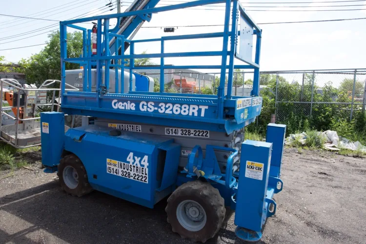 Photo #23 of 2-DAY AUCTION OF LOCATIONS D'OUTILS MATTE INC, LATE MODEL CONSTRUCTION EQUIPMENT FEATURING: (8) ARTICULATED BOOM LIFTS, (5) TELEHANDLERS, (5) SKIDSTEERS, (5) EXCAVATORS, LIGHT TOWERS, SUPPORT EQUIPMENT & MUCH MORE - DAY 1