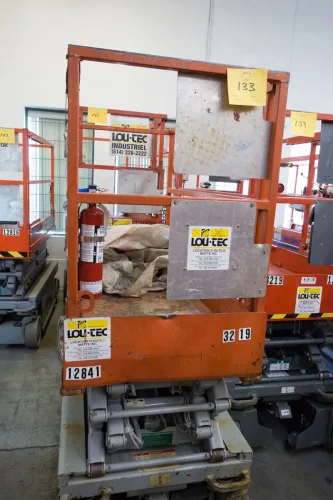Photo #64 of 2-DAY AUCTION OF LOCATIONS D'OUTILS MATTE INC, LATE MODEL CONSTRUCTION EQUIPMENT FEATURING: (8) ARTICULATED BOOM LIFTS, (5) TELEHANDLERS, (5) SKIDSTEERS, (5) EXCAVATORS, LIGHT TOWERS, SUPPORT EQUIPMENT & MUCH MORE - DAY 1