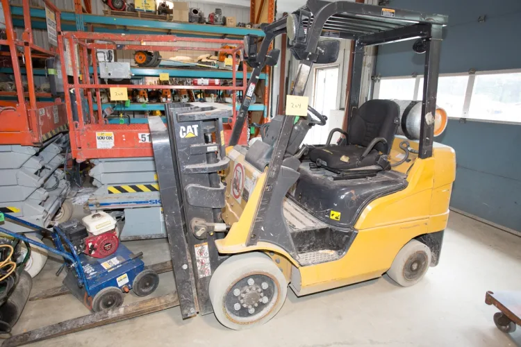 Photo #91 of 2-DAY AUCTION OF LOCATIONS D'OUTILS MATTE INC, LATE MODEL CONSTRUCTION EQUIPMENT FEATURING: (8) ARTICULATED BOOM LIFTS, (5) TELEHANDLERS, (5) SKIDSTEERS, (5) EXCAVATORS, LIGHT TOWERS, SUPPORT EQUIPMENT & MUCH MORE - DAY 1