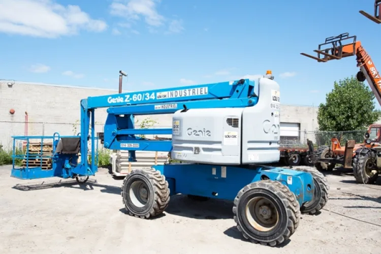 Photo #123 of 2-DAY AUCTION OF LOCATIONS D'OUTILS MATTE INC, LATE MODEL CONSTRUCTION EQUIPMENT FEATURING: (8) ARTICULATED BOOM LIFTS, (5) TELEHANDLERS, (5) SKIDSTEERS, (5) EXCAVATORS, LIGHT TOWERS, SUPPORT EQUIPMENT & MUCH MORE - DAY 1