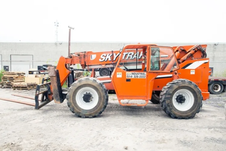 Photo #128 of 2-DAY AUCTION OF LOCATIONS D'OUTILS MATTE INC, LATE MODEL CONSTRUCTION EQUIPMENT FEATURING: (8) ARTICULATED BOOM LIFTS, (5) TELEHANDLERS, (5) SKIDSTEERS, (5) EXCAVATORS, LIGHT TOWERS, SUPPORT EQUIPMENT & MUCH MORE - DAY 1