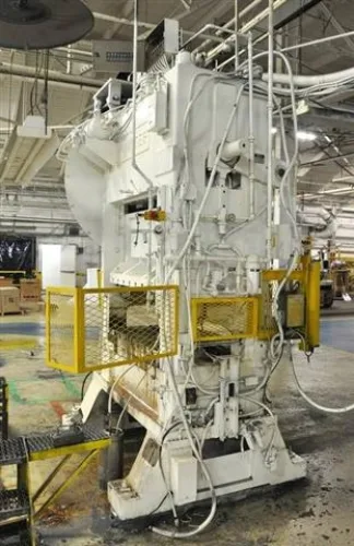 Photo #5 of CNC METAL FABRICATION FACILITY MAKERS OF CONSTRUCTION LOADER BUCKETS