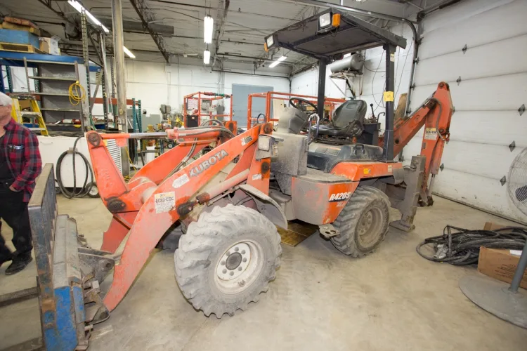 Photo #40 of 2-DAY AUCTION OF LOCATIONS D'OUTILS MATTE INC, LATE MODEL CONSTRUCTION EQUIPMENT FEATURING: (8) ARTICULATED BOOM LIFTS, (5) TELEHANDLERS, (5) SKIDSTEERS, (5) EXCAVATORS, LIGHT TOWERS, SUPPORT EQUIPMENT & MUCH MORE - DAY 2