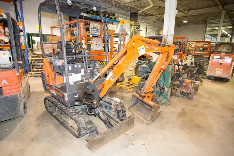 Photo #55 of 2-DAY AUCTION OF LOCATIONS D'OUTILS MATTE INC, LATE MODEL CONSTRUCTION EQUIPMENT FEATURING: (8) ARTICULATED BOOM LIFTS, (5) TELEHANDLERS, (5) SKIDSTEERS, (5) EXCAVATORS, LIGHT TOWERS, SUPPORT EQUIPMENT & MUCH MORE - DAY 2