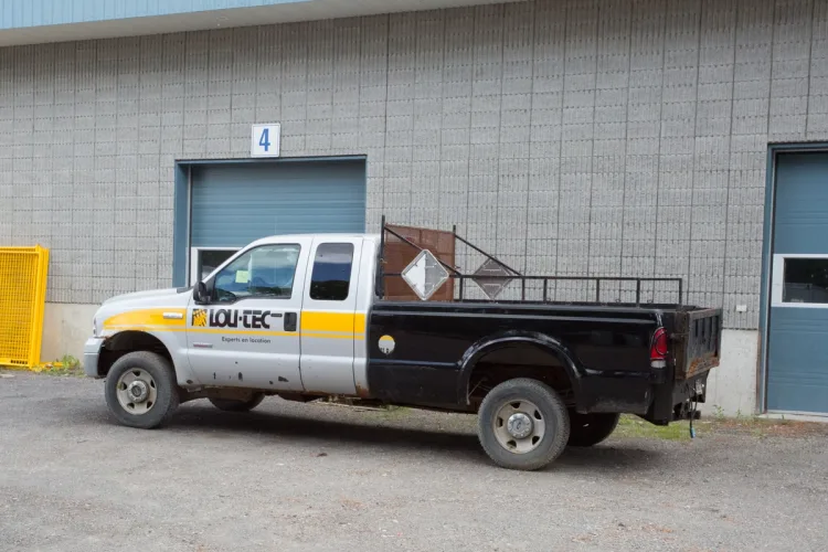 Photo #82 of 2-DAY AUCTION OF LOCATIONS D'OUTILS MATTE INC, LATE MODEL CONSTRUCTION EQUIPMENT FEATURING: (8) ARTICULATED BOOM LIFTS, (5) TELEHANDLERS, (5) SKIDSTEERS, (5) EXCAVATORS, LIGHT TOWERS, SUPPORT EQUIPMENT & MUCH MORE - DAY 2