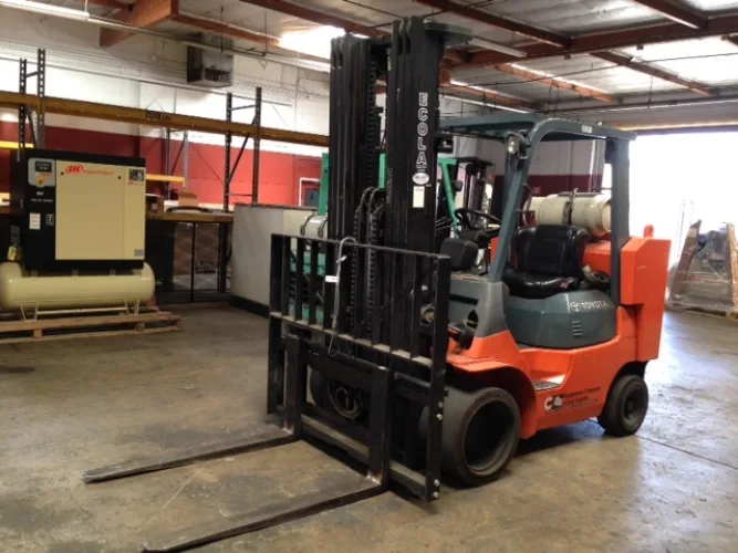 Photo #16 of SURPLUS TO THE ONGOING OPERATIONS OF ARNEL COMPRESSOR/US EQUIPMENT CO.: INGERSOLL RAND, ATLAS COPCO, GARDNER DENVER, QUINCY AIR COMPRESSORS & DRYERS, 10,000LB TOYOTA FORKLIFT, 5,000LB MITSUBISHI FORKLIFT, 2006 GMC 3500 FLAT BED TRUCK, CHEVY SILVERADO