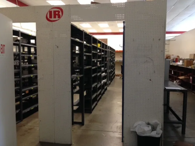 Photo #22 of SURPLUS TO THE ONGOING OPERATIONS OF ARNEL COMPRESSOR/US EQUIPMENT CO.: INGERSOLL RAND, ATLAS COPCO, GARDNER DENVER, QUINCY AIR COMPRESSORS & DRYERS, 10,000LB TOYOTA FORKLIFT, 5,000LB MITSUBISHI FORKLIFT, 2006 GMC 3500 FLAT BED TRUCK, CHEVY SILVERADO