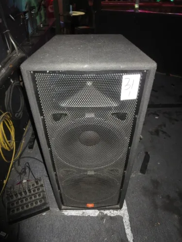 Photo #9 of THE JUMPING TURTLE, BAR & RESTAURANT EQUIPMENT, INCLUDING: 10+ HD FLAT SCREEN TV'S, COMPLETE SOUND SYSTEM, GARLAND PIZZA OVEN, GRIDDLE COOKTOP & 4 BURNER RANGE, ASSORTED KITCHEN & BAR EQUIPMENT & MUCH MORE