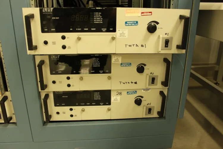 Photo #15 of SHORT NOTICE SALE! SURPLUS EQUIPMENT TO THE ONGOING OPERATIONS OF COM DEV: (7) TENNEY/LUNAIRE TEMP. TEST CHAMBERS, HUBER UNISTAT 530W & 910W, MICROSCOPES, TEST & MEASUREMENT EQUIPMENT, (5) CPI VZK-6901J1 TWT AMPLIFIERS, UNHOLTZ-DICKIE T1000 VIBRATION TEST