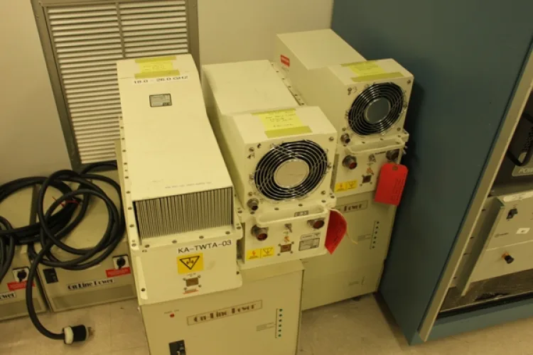 Photo #22 of SHORT NOTICE SALE! SURPLUS EQUIPMENT TO THE ONGOING OPERATIONS OF COM DEV: (7) TENNEY/LUNAIRE TEMP. TEST CHAMBERS, HUBER UNISTAT 530W & 910W, MICROSCOPES, TEST & MEASUREMENT EQUIPMENT, (5) CPI VZK-6901J1 TWT AMPLIFIERS, UNHOLTZ-DICKIE T1000 VIBRATION TEST