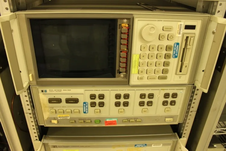 Photo #53 of SHORT NOTICE SALE! SURPLUS EQUIPMENT TO THE ONGOING OPERATIONS OF COM DEV: (7) TENNEY/LUNAIRE TEMP. TEST CHAMBERS, HUBER UNISTAT 530W & 910W, MICROSCOPES, TEST & MEASUREMENT EQUIPMENT, (5) CPI VZK-6901J1 TWT AMPLIFIERS, UNHOLTZ-DICKIE T1000 VIBRATION TEST