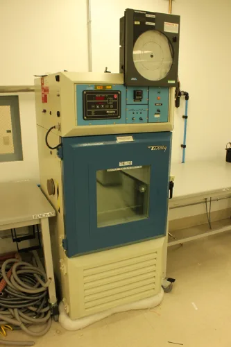 Photo #58 of SHORT NOTICE SALE! SURPLUS EQUIPMENT TO THE ONGOING OPERATIONS OF COM DEV: (7) TENNEY/LUNAIRE TEMP. TEST CHAMBERS, HUBER UNISTAT 530W & 910W, MICROSCOPES, TEST & MEASUREMENT EQUIPMENT, (5) CPI VZK-6901J1 TWT AMPLIFIERS, UNHOLTZ-DICKIE T1000 VIBRATION TEST